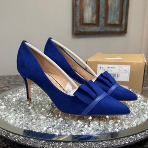 Journee Collection Royal Blue Pointed-Toe Kitten Heels with Bow NEW 7.5